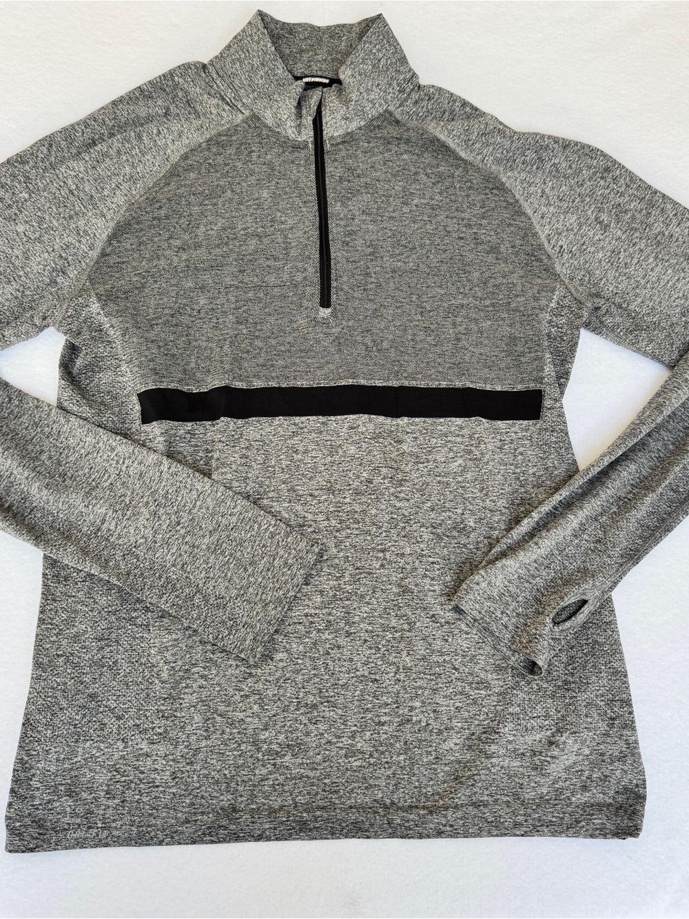 Nike Women’s Running Shirt Large Gray Dri-Fit 1/4 Zip Athletic Layer Thumbholes